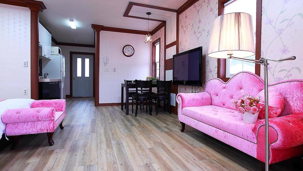 Jijunghae Pension Кёнджу Экстерьер фото